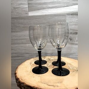 VINTAGE set of 4 Black Stem Wine Glasses